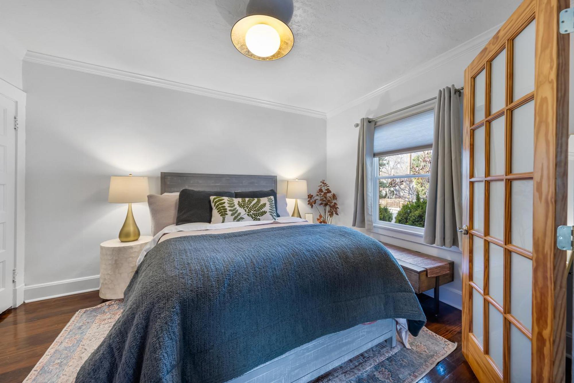Urban Escape By Mountains W/3br, Wi-fi, Laundry Apartment