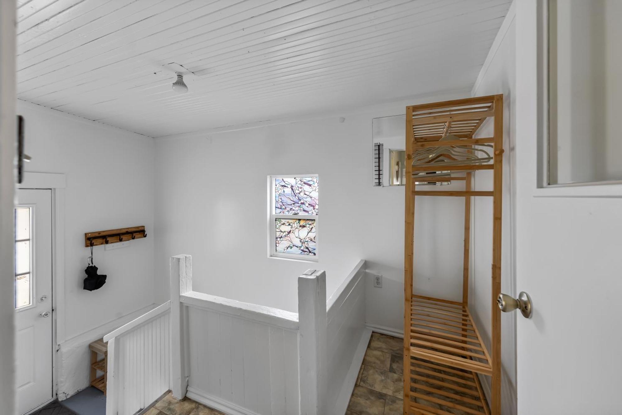 Urban Escape By Mountains W/3br, Wi-fi, Laundry Apartment Salt Lake City